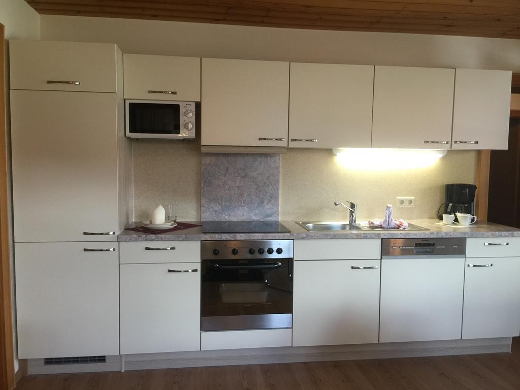 Haus Christina Apartment Fiss Bagian luar foto